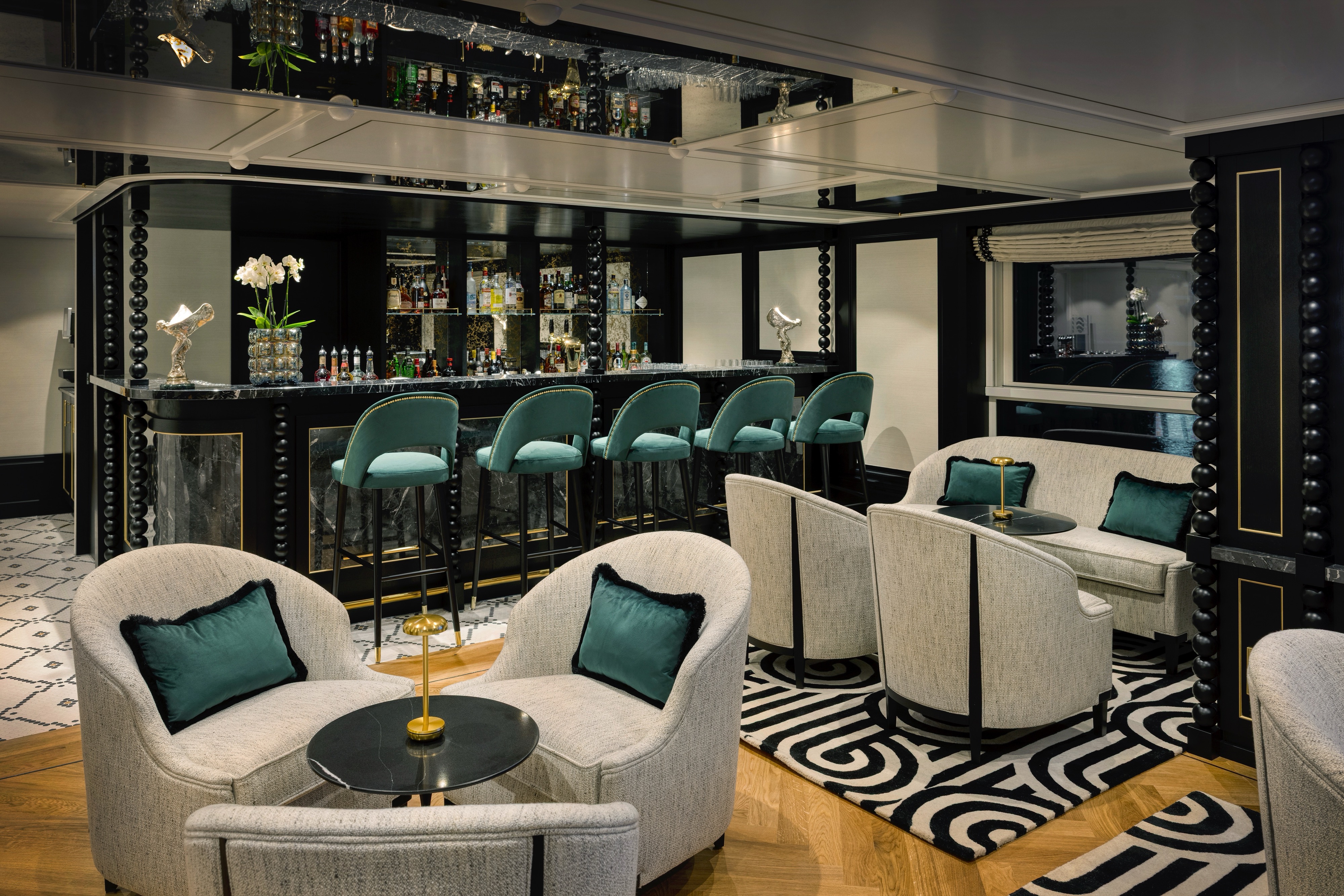 S.S. Emilie - Aft Lounge